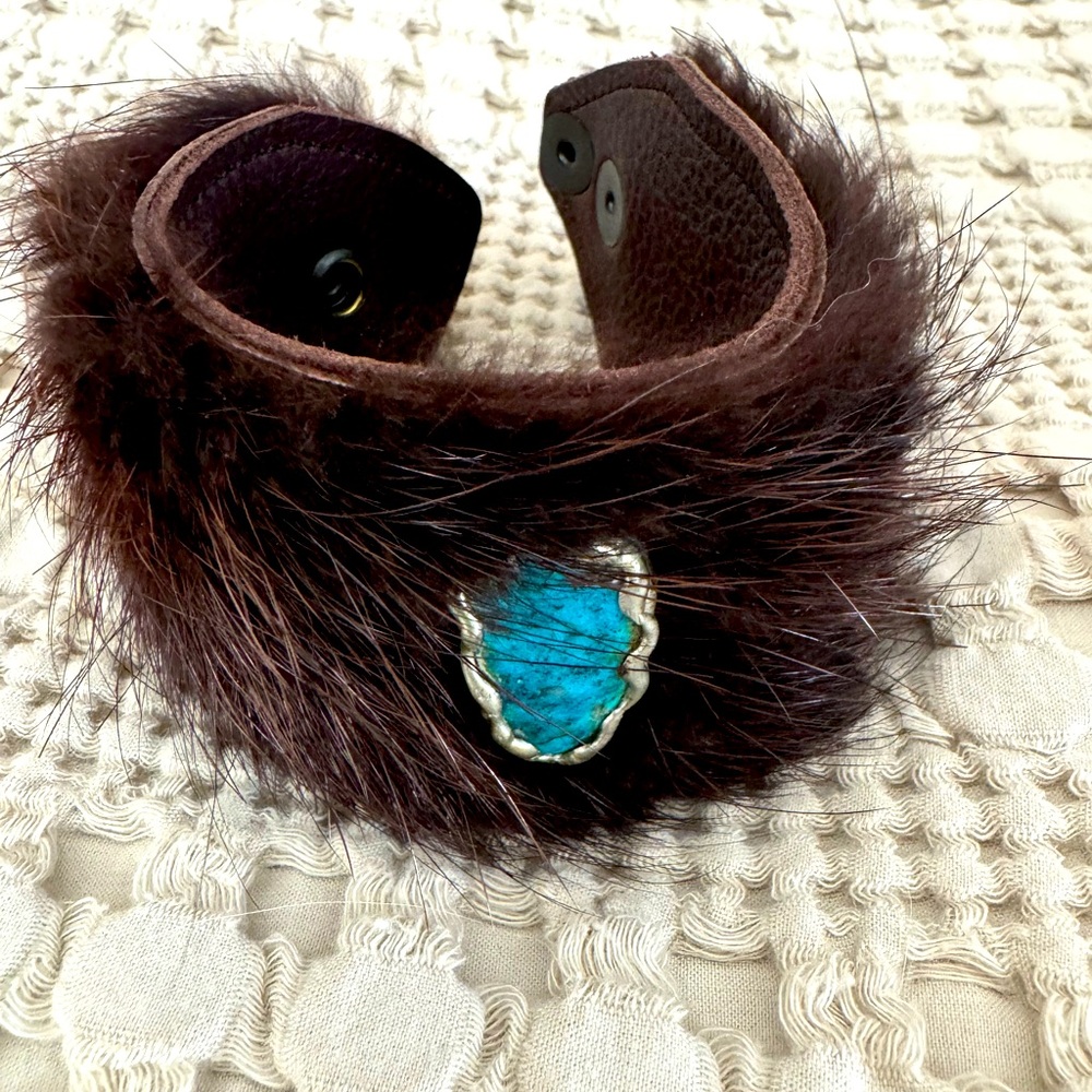 Beautiful Genuine Brown Leather and Fur Cuff LIKE NEW!